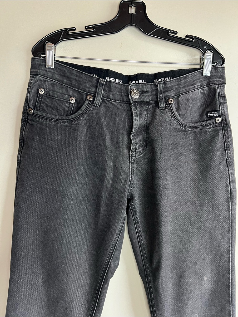 Black Bull Men’s Black Straight Leg Jeans Denim 34x28 Classic Casual Pants - Picture 4 of 8